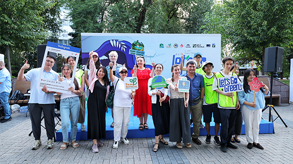 Almaty Goes Green:Yutong and Chinese Consulate General Launch “Let's Go Green”in Almaty